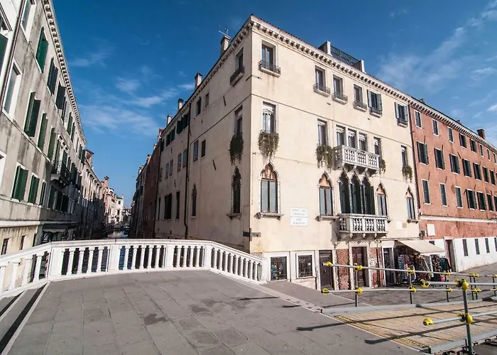 Ca' Navagero Apartment
