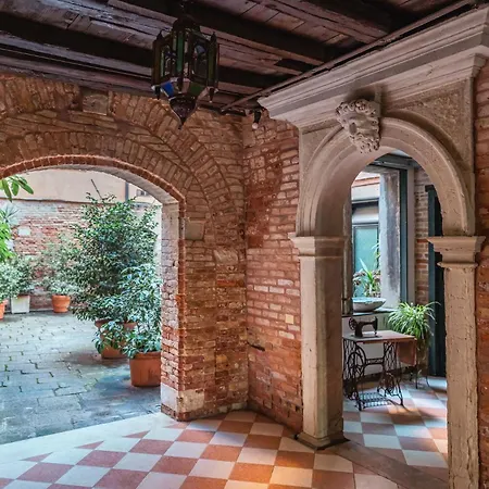 Ca' Navagero Venedik